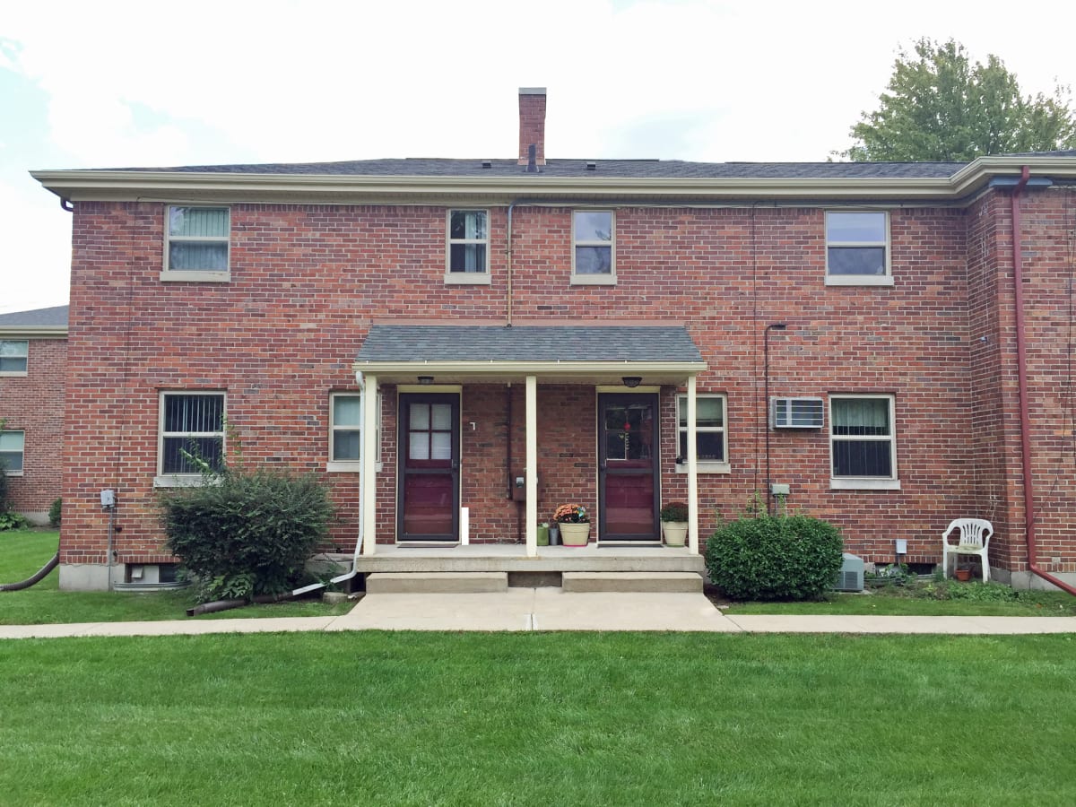 Photos and Video of Amber Square Townhomes in Lansing, MI